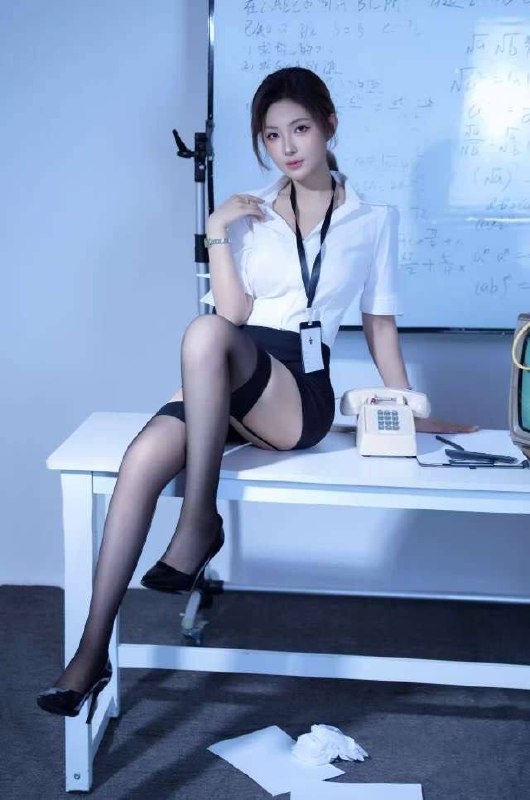 AgADv8QxG-qI8VU.jpg